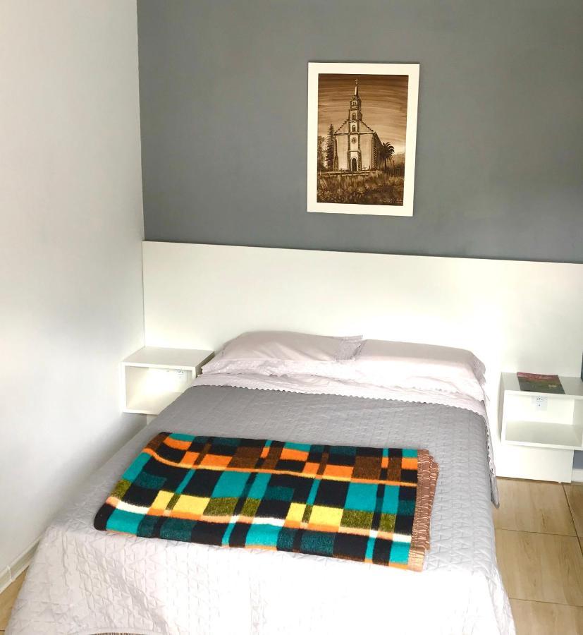 Suite Em Gramado, Proxima A Avenida Das Hortencias 外观 照片