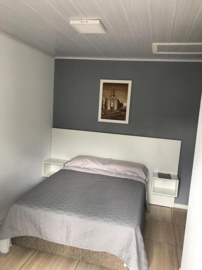 Suite Em Gramado, Proxima A Avenida Das Hortencias 外观 照片