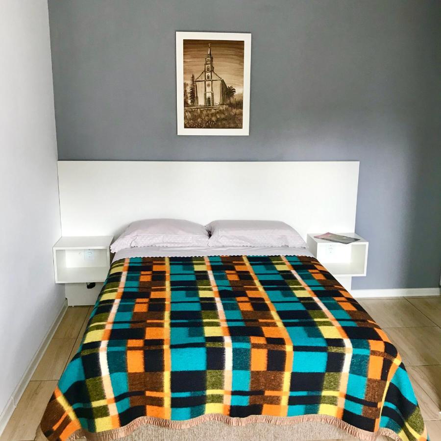 Suite Em Gramado, Proxima A Avenida Das Hortencias 外观 照片