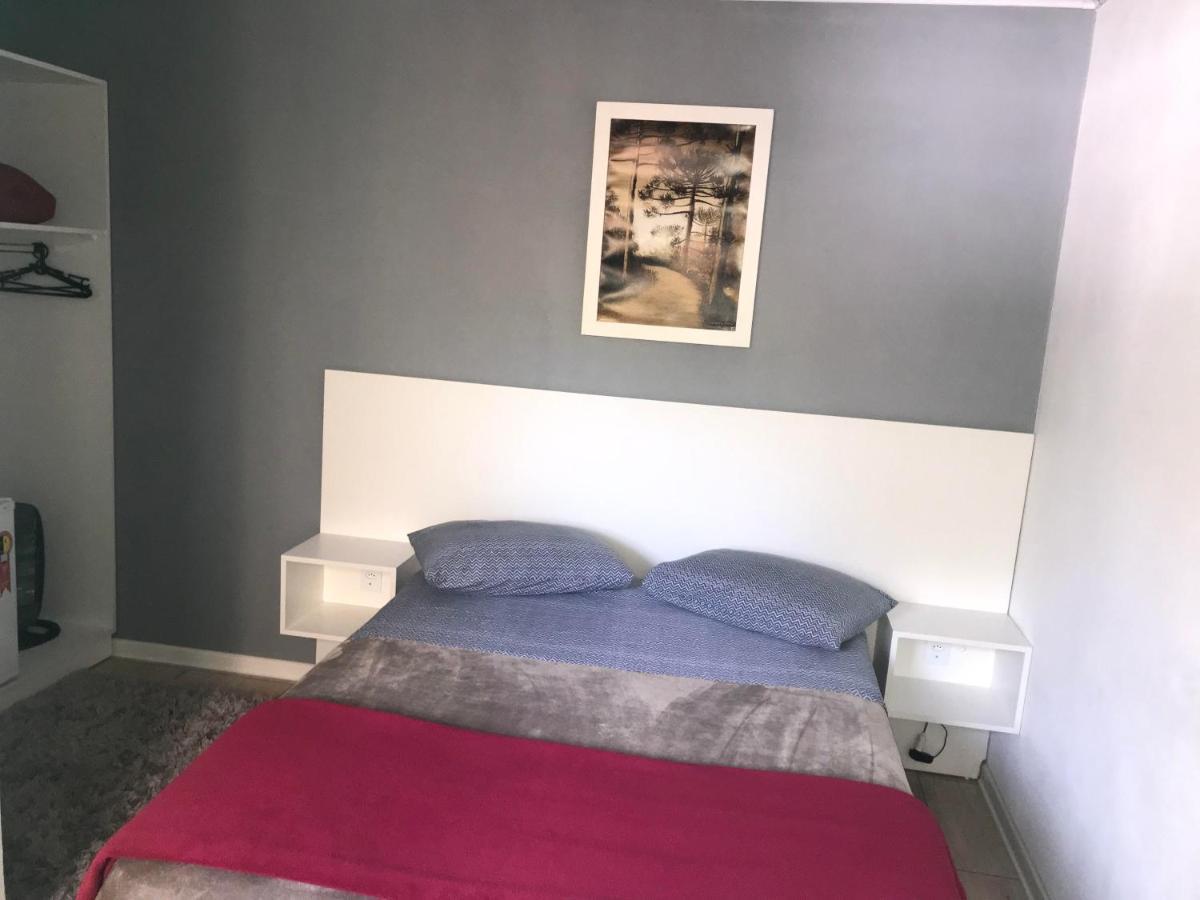 Suite Em Gramado, Proxima A Avenida Das Hortencias 外观 照片